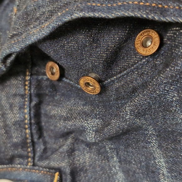 Indigo Blue H&M Straight Fit Distressed Jean Shorts with Frayed Hem. Size 31 NWT - Picture 7 of 7